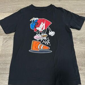 GUC Nike Boys Black T Size YM